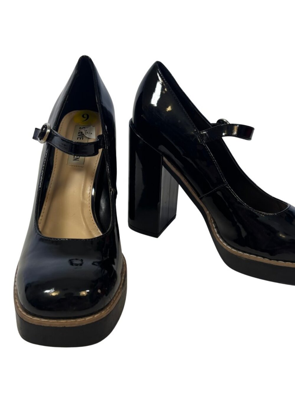 Steve Madden Black Patent Leather Chunky Heeled Mary Jane’s NWOT (Size 9)